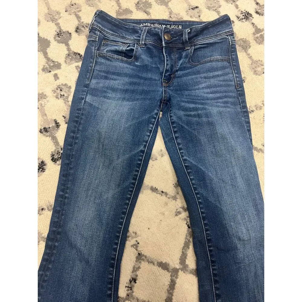 American Eagle Women's Jeans Flare Leg Low Rise Size 4 Long 4L - Picture 3 of 12